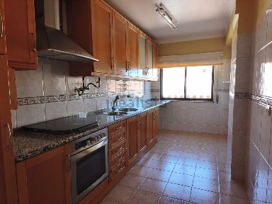 Arrendamento de apartamento T2 na Rua do Casal, 29