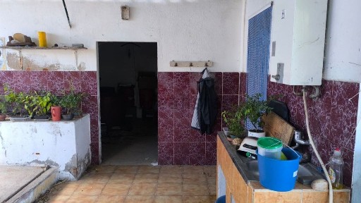 Moradia em banda à venda na Rua Nova Lisboa, 62