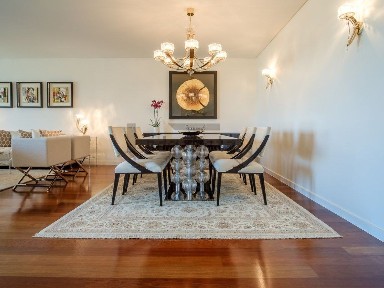 Apartamento T5 à venda no Bairro S. Miguel - Entrecampos