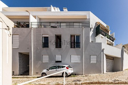 Apartamento T1 à venda na Rua Vasco da Gama, 28