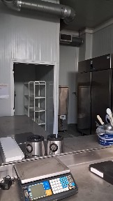 Pavilhão industrial em Santa Marta do Pinhal/Fábrica de pizzas/salgados