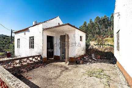 Moradia independente à venda em Figueiró dos Vinhos e Bairradas