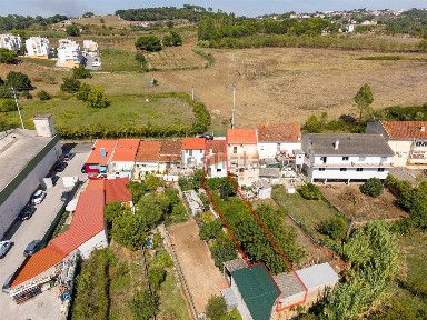 Moradia independente à venda em Aljubarrota