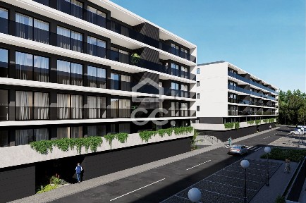 Apartamento T4 à venda na Rua Manuel Martins Cardoso s/n