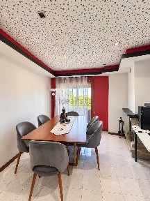 Apartamento T2 à venda na Rua Alto da Serra