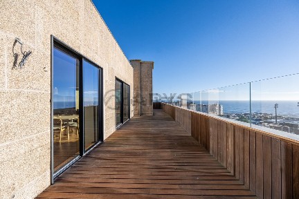 Apartamento T2 à venda na Rua Clube Desportivo da Póvoa