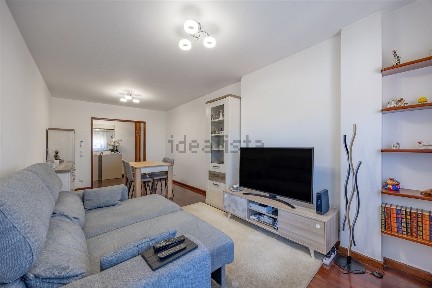 Apartamento T2 à venda na Rua de Alberto Sampaio, 112