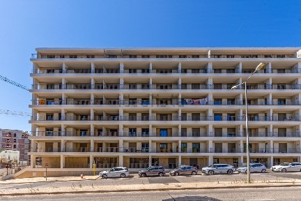 Arrendamento de apartamento T3 na Rua Bernardo Marques, 10
