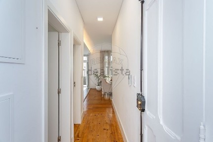 Arrendamento de apartamento T2 na Rua Arco do Carvalhão