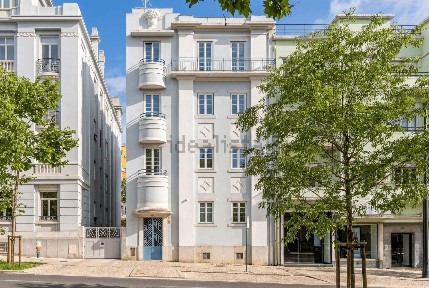 Duplex à venda na Gulbenkian - Praça Espanha