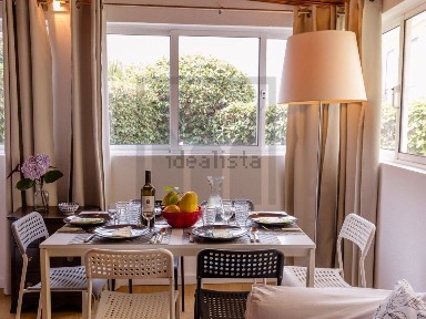 Arrendamento de apartamento T0 na Príncipe Real - São Bento