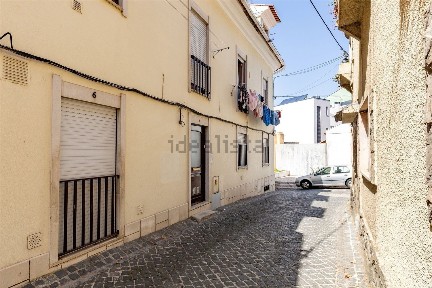 Apartamento T2 à venda na Rua Hermenegildo Capelo, 6