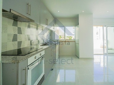 Apartamento T2 à venda em Urbanizacao Quinta do Romao