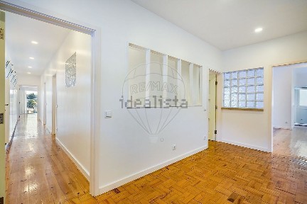 Moradia independente à venda em Alcobaça e Vestiaria