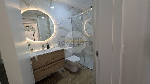 Apartamento T3 à venda na Foros de Amora