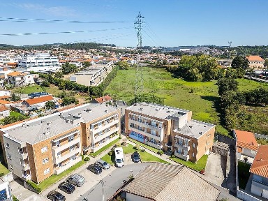 Apartamento T3 à venda na Avenida 3 de Julho