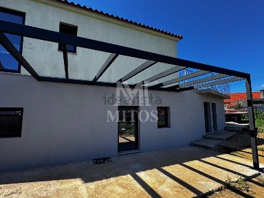 Moradia independente à venda em Fontão