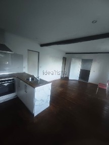 Arrendamento de apartamento T1 na Rua do Grupo Recreativo Refugiense