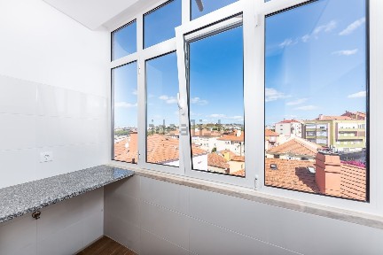 Arrendamento de apartamento T2 na Rua Marquesa de Alorna
