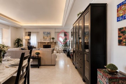 Arrendamento de apartamento T3 na Rua Vila Correia
