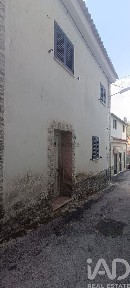 Moradia geminada à venda em Lorvão