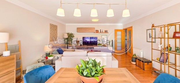 Apartamento T3 à venda em Póvoa de Santa Iria e Forte da Casa