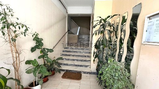 Apartamento T2 à venda na Pombais - Patameiras