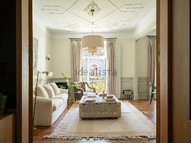 Apartamento T4 à venda na Gulbenkian - Praça Espanha