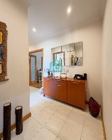Apartamento T2 à venda na Rua Ruben a, 13