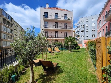 Apartamento T2 à venda na Rua Arco do Carvalhão