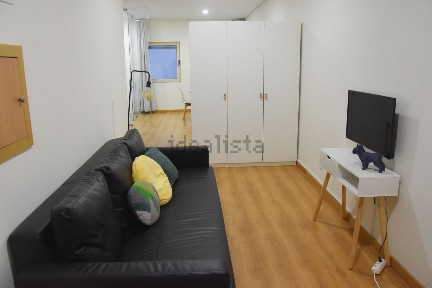 Arrendamento de apartamento T0 na Rua de Fernandes Tomás