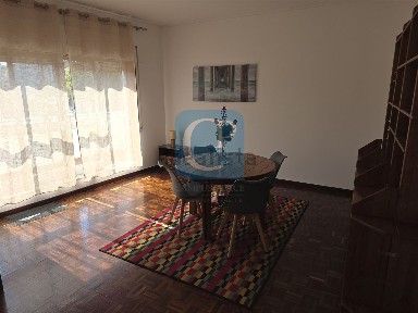 Arrendamento de apartamento T1 na Amial