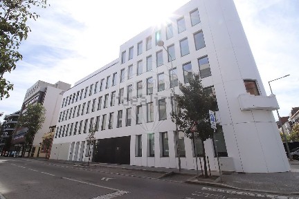 Arrendamento de apartamento T2 na Rua Álvaro Castelões