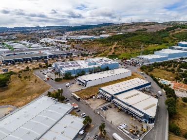 Espaço comercial à venda em Vialonga