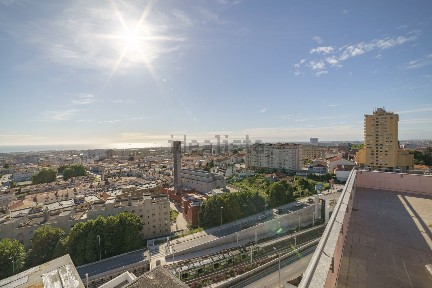 Duplex à venda na Rua Camilo Vaz