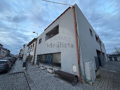 Moradia independente à venda em N101