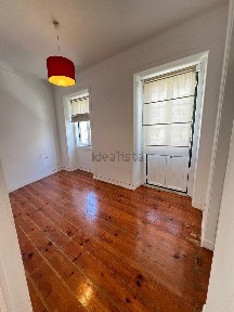 Arrendamento de apartamento T2 na Rua Guarda-Mor, 1