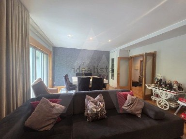Arrendamento de apartamento T3 na Rua Cónego Maio