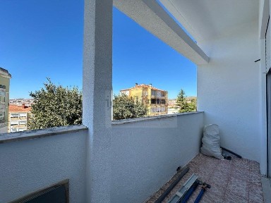 Apartamento T2 à venda no Centro da Amadora