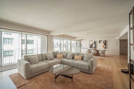 Apartamento T3 à venda na Av. da Liberdade - Marquês de Pombal