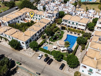 Apartamento T2 à venda na Rua José Branquinho, 15