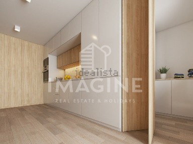 Apartamento T3 à venda na Rua Madalena Claro