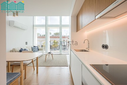 Apartamento T1 à venda na Avenida Doutor Lourenço Peixinho s/n