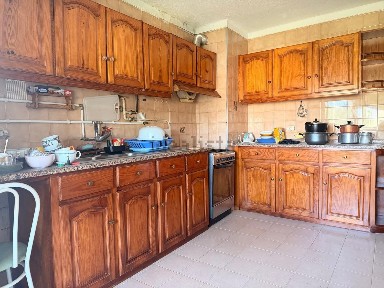 Apartamento T3 à venda na Avenida 25 de Abril