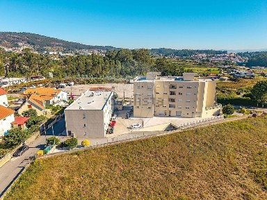 Apartamento T3 à venda em Baltar