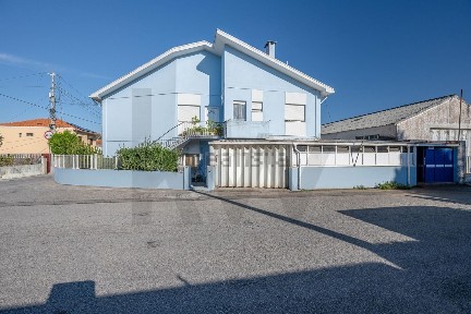 Apartamento T3 à venda na Curro - Carregal - Serra Negrelos