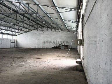 Armazém à venda em Albergaria-a-Velha e Valmaior