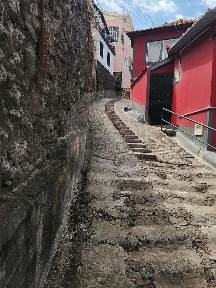 Moradia independente à venda em Porto Moniz