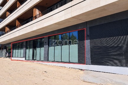 Espaço comercial à venda na Rua de Altino Coelho, 612