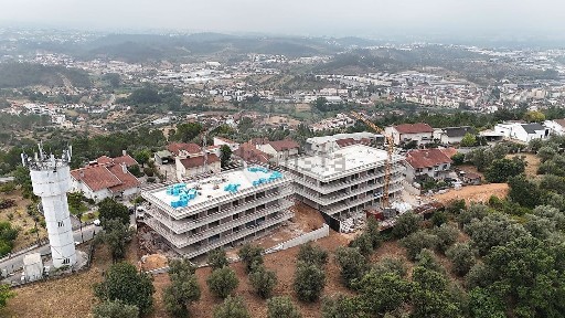 Apartamento T2 à venda na Rua Principal